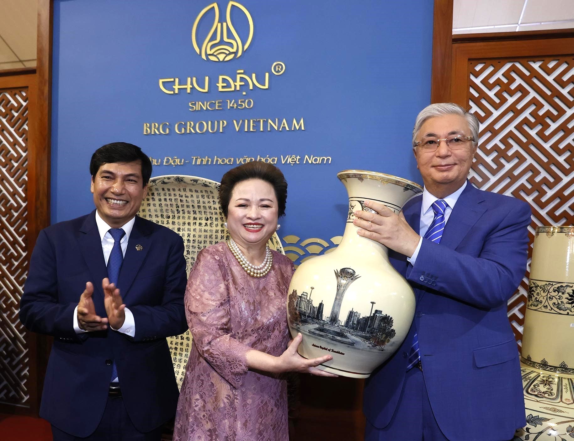 ANH HÙNG LAO ĐỘNG NGUYỄN THỊ NGA "TÔI LÀ NGƯỜI VIỆT NAM" - Ảnh 11.