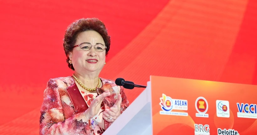 Anh hùng Lao động Nguyễn Thị Nga: Hành trình được viết nên bằng trí tuệ, bản lĩnh và khát vọng phụng sự đất nước