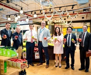 Thứ trưởng Bộ Nông nghiệp Hoa Kỳ tham dự chuỗi sự kiện tại Thủy Tạ Gourmet và Siêu thị Fujimart