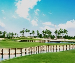 OFFERS 36-HOLE GOLF MASTERPIECE BY WORLDS TOP COURSE DESIGNERS “NICKLAUS & NORMAN”